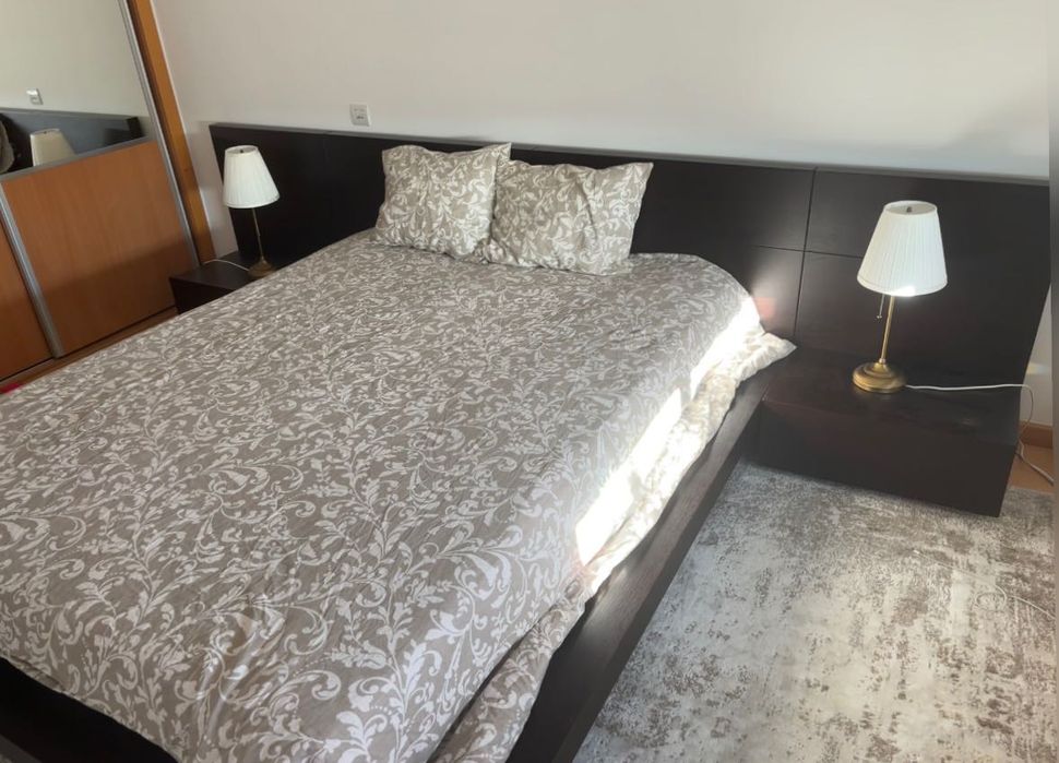 Cama de Casal em Madeira