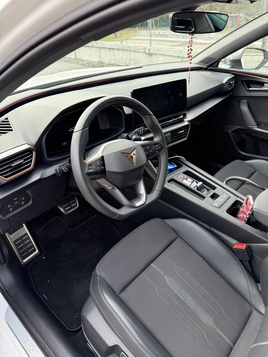 Cupra leon vz hybrid 245