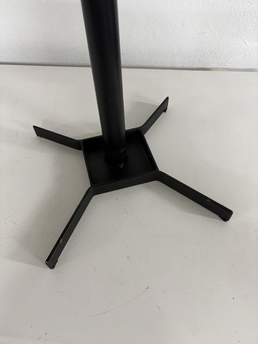 Suporte Bang & Olufsen Beocenter