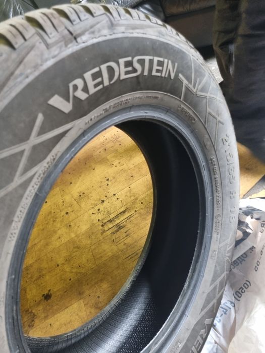 Продам нову зимову резину Vredestein Wintrac  215/65 R16 98H