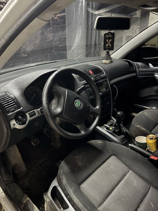 Кузов із Українськими документами Skoda Octavia A5 2006рік 1.6 TSI