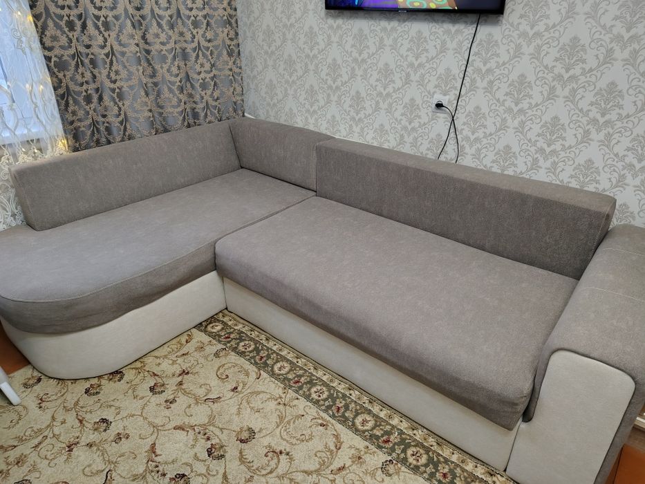 Продам кутовий диван Недорого!