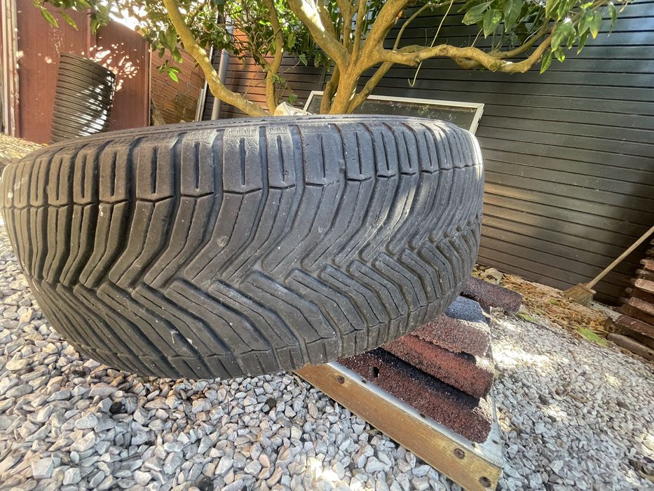 Pneu Michelin 205/55-16