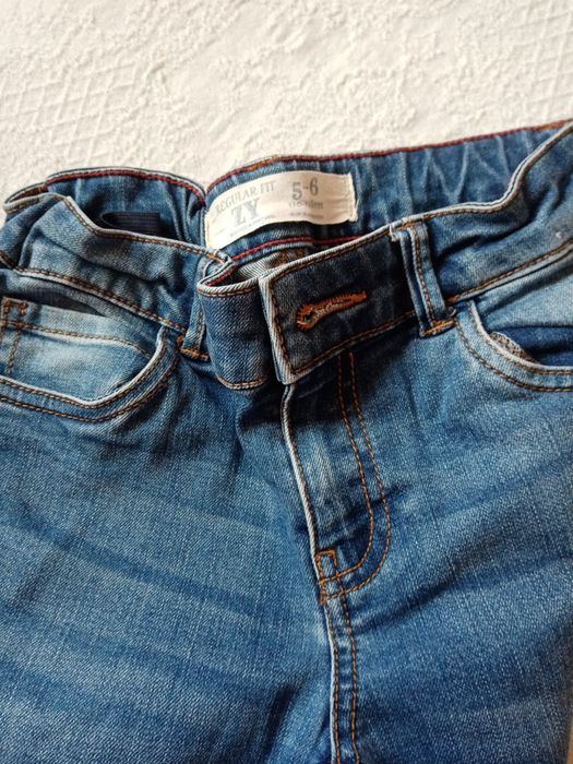 Lote de manga comprida e calças de gangarapaz 5/6 anos, portes incluí