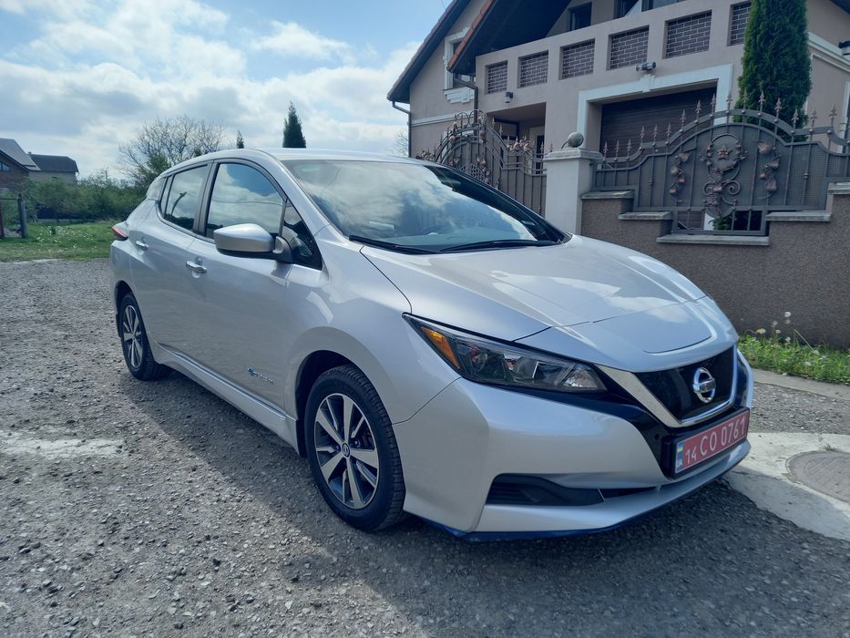 Nissan Leaf Свіжопригнаний Ємність батареї 65KW Хапас ходу 400KM Потужність двигуна 226К.С.