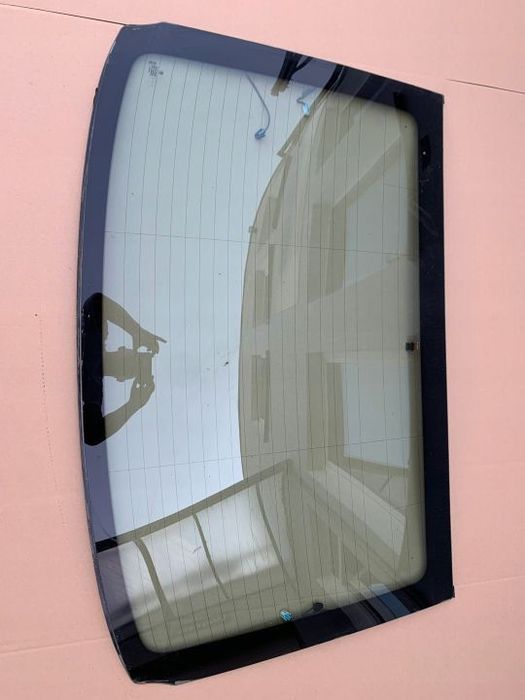 BMW 7 FO1 TYLNA SZYBA LONG