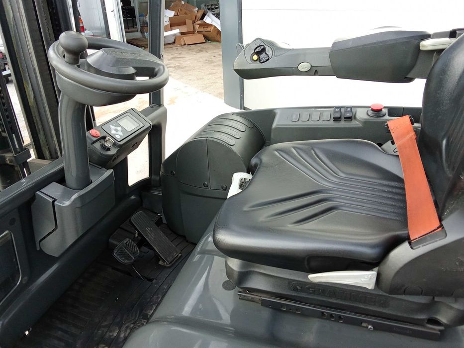 Empilhador UNICARRIERS (NISSAN) 1.5 ton electrico 2019