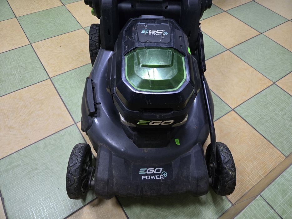Газонокосарка EGO LM2021E-SP акумуляторна, самохідна, 56 В, 50 см