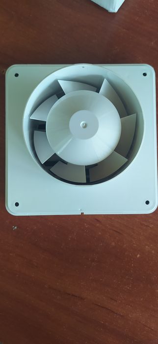 Бытовой вытяжной вентилятор Vents Turbo серии 100 M