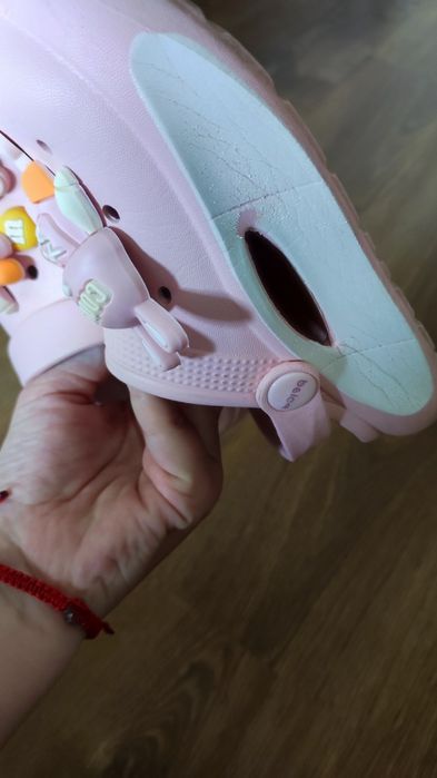 Крокси для дівчинки