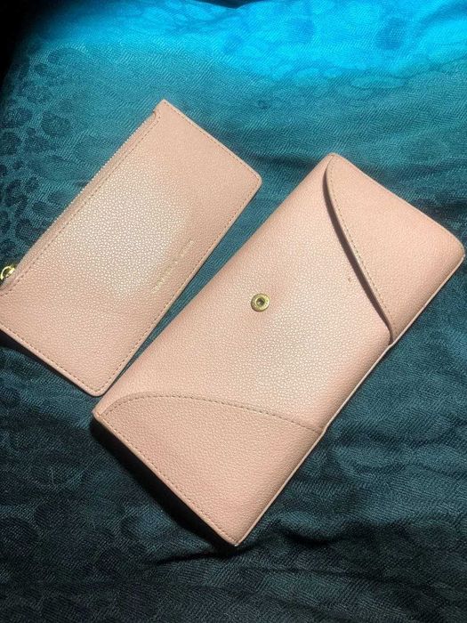 Кошелек Charles & Keith