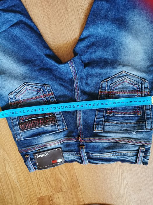 Джинсы на модника