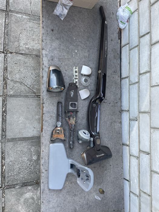 Пылесос на з/ч( продается все вместе)