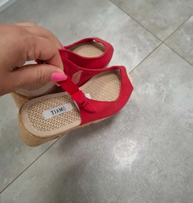 Buty na koturnie rozmiar 37