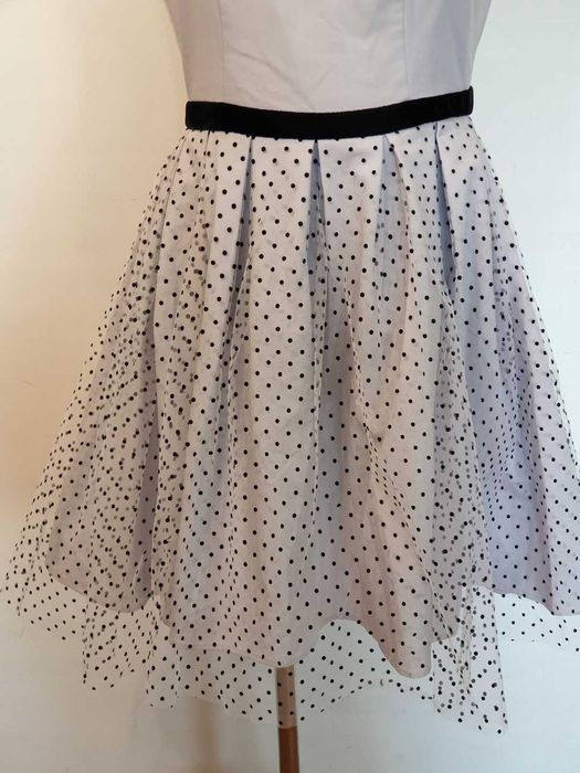 142 Piękna Suknia Koktajlowa Vissavi rozmiar 38