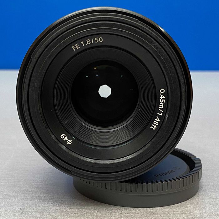 Sony FE 50mm f/1.8