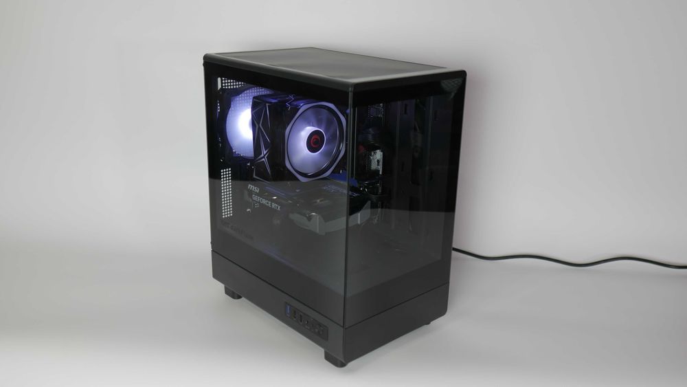 Komputer Ryzen 5 5600 / RTX 5060 / 32GB / 1TB gamingowy FV