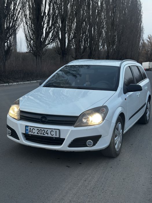 Опель Астра Н 1.9d