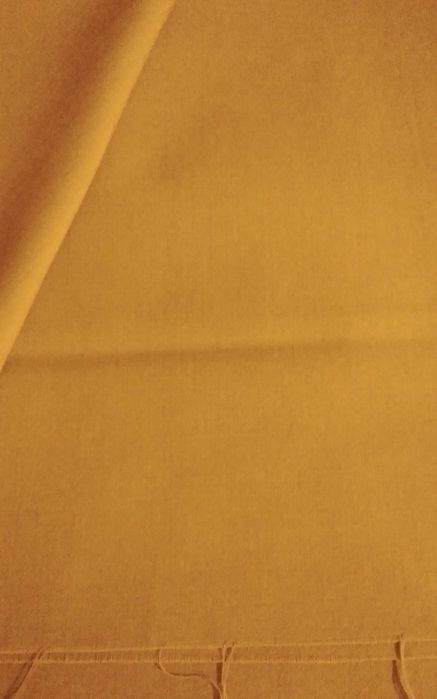 Відріз темно-бежевої платтяної вовни