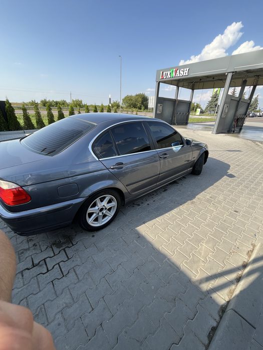 BMW E46           .