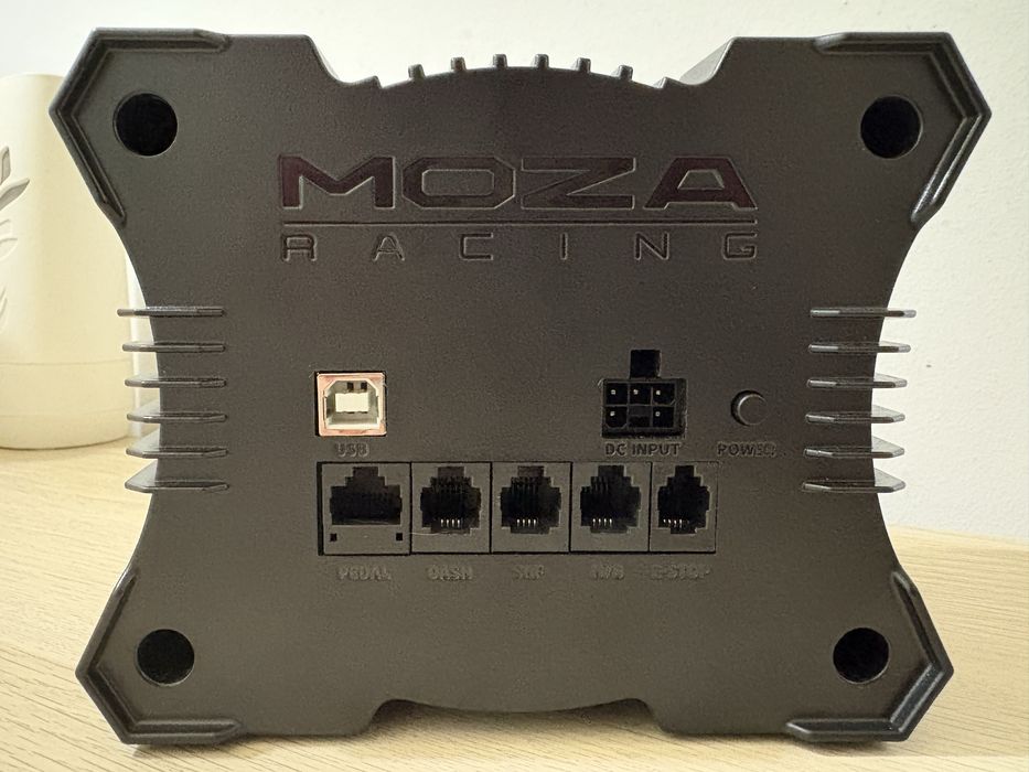 Base Moza R5 Direct Drive 5.5 Nm