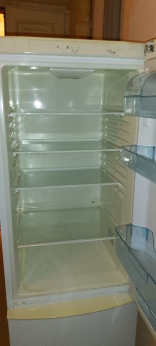 Częśici lodówka Amica FK 322 BPW półki balkoniki zawiasy