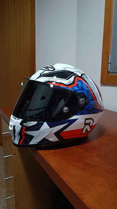 Alpinestars R10, hjc Rpha 1, Scorpion
