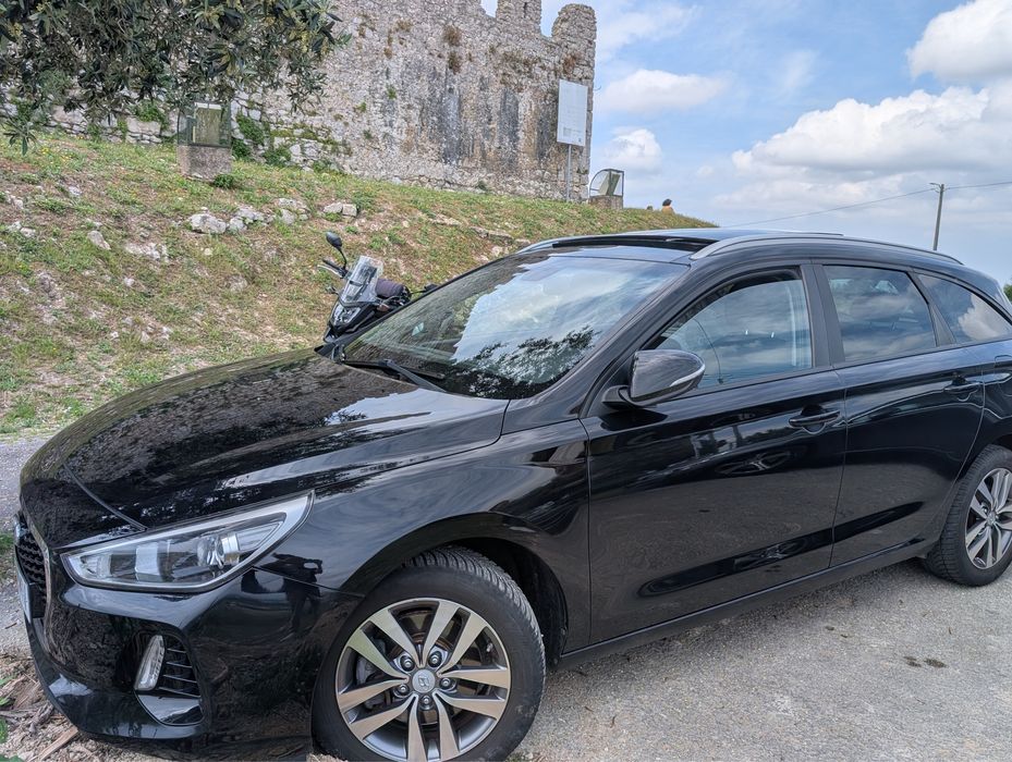 Hyundai i30 SW 1.0 T-GDi 120cv Full Extras e com teto panorâmico  – 2018