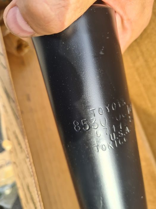 Toyota sequoia 07-21 амортизаторы