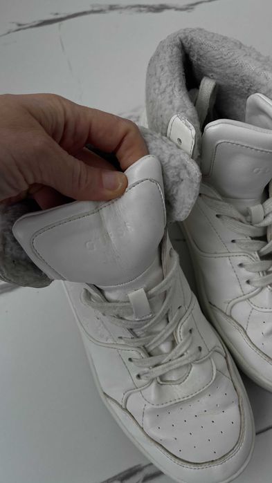 Guess демісезонні ботінки 40 розмір оригінал