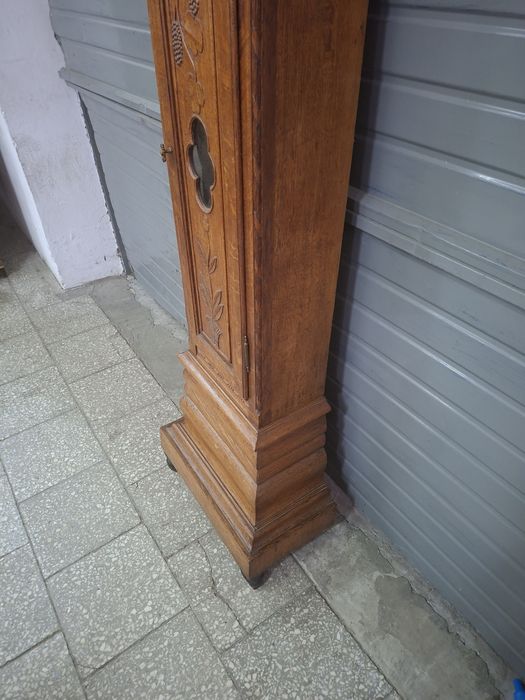 Stara skrzynia zegarowa