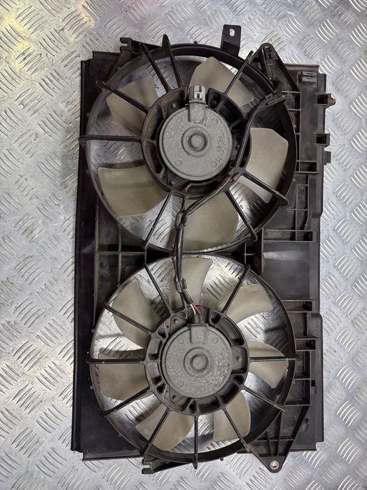 Вентилятор радиатора диффузор Моторчик Toyota Corolla Verso 1227507354