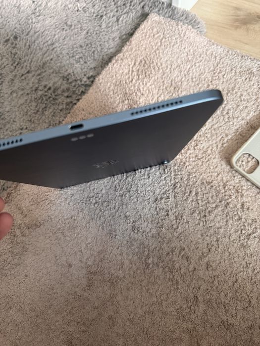 Ipad Air m1 jak nowy