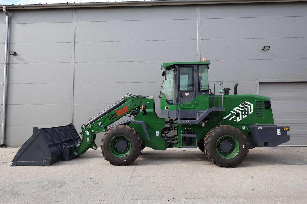NOWA Ładowarka teleskopowa Interbauer IB3000T udźwig 3000kg 3t WAGA 9500kg GWARANCJA LEASING