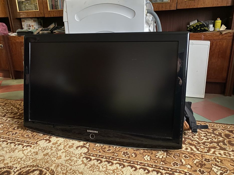 Телевизор Samsung 40 диагональ