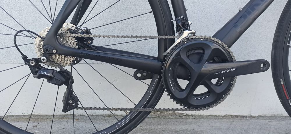 PINARELLO RAZHA DISC, Shimano 105(hydraulika/sztywne osie), Rozmiar 54