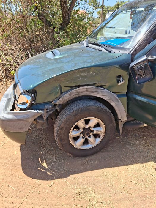 Nissan terrano 2 para peças ano 2000