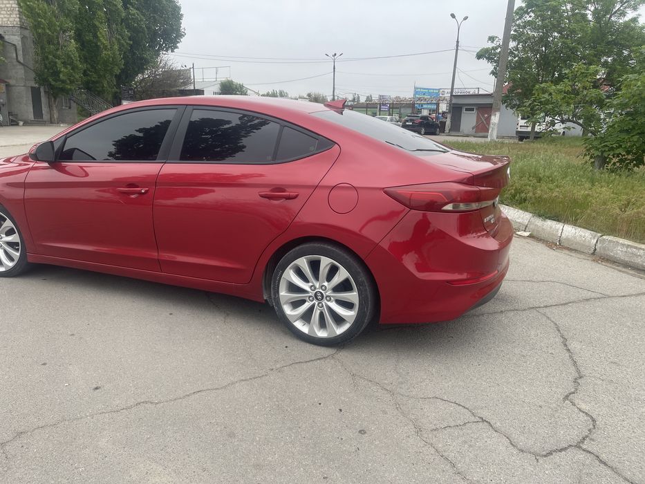 Hyundai  Elantra