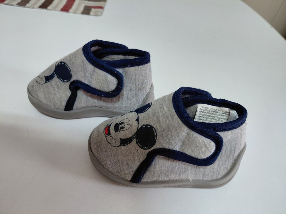 Pantufas tamanho 21 para menino