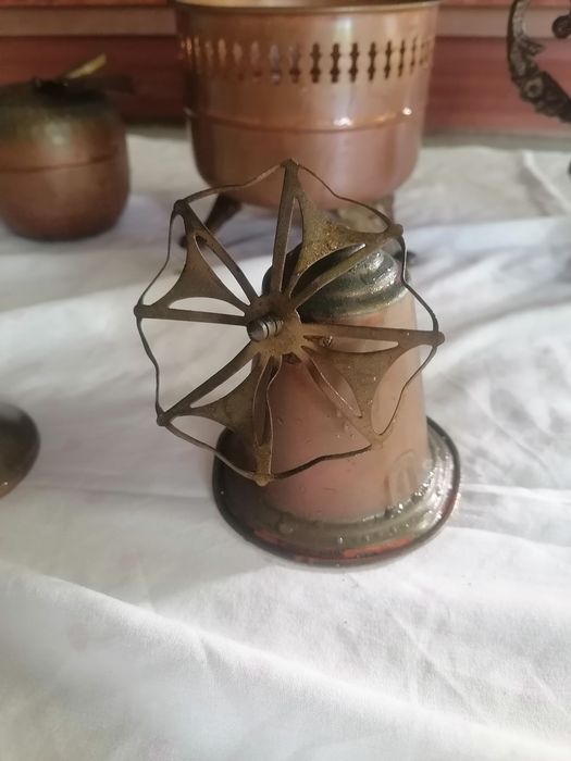 Peças em cobre e latão