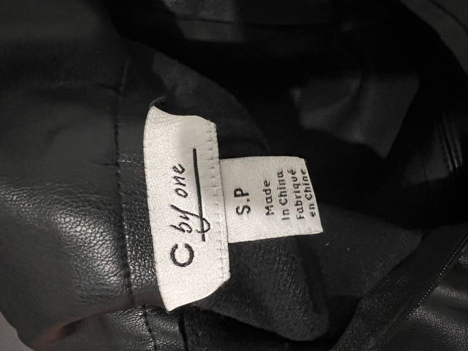 Юбка кожана в ідеальному стані