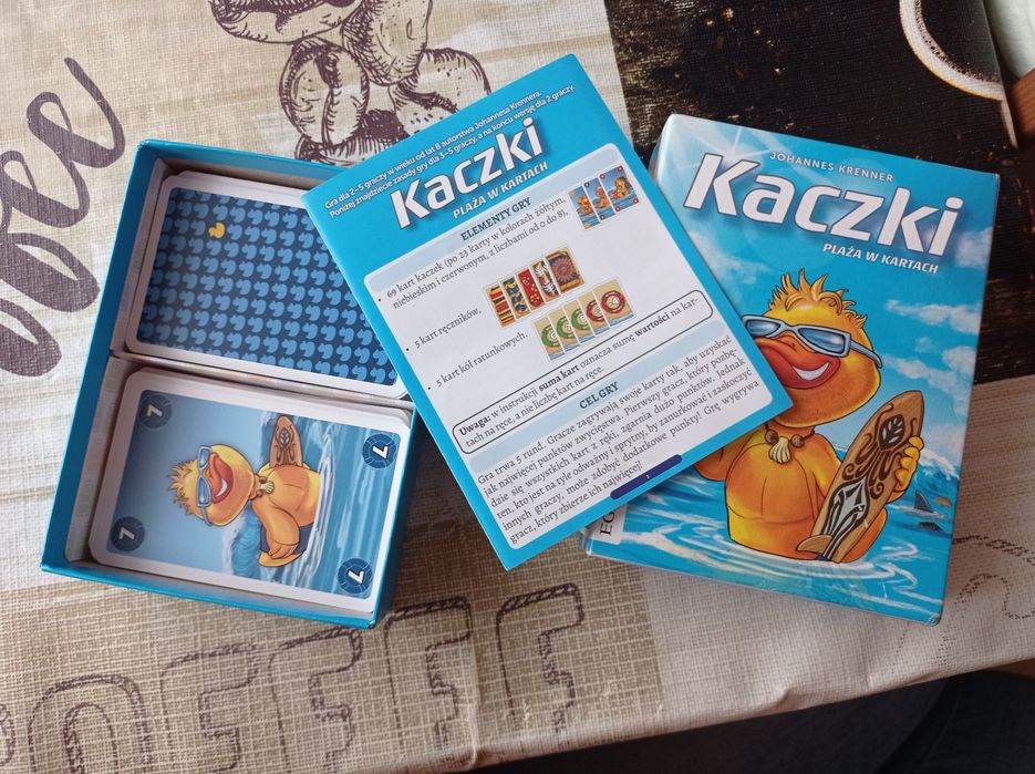 Gra karciana "Kaczki plaża w kartach" Egmont