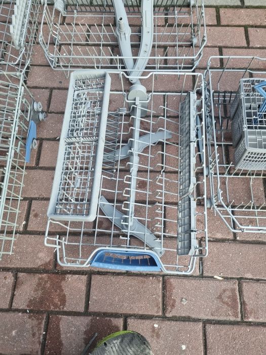 Kosze do zmywarki bosza szer 60 i 45 .i do electrolux  szer 60.