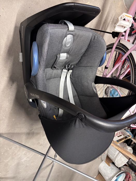 Fotelik maxi cosi z isofix, nisidło