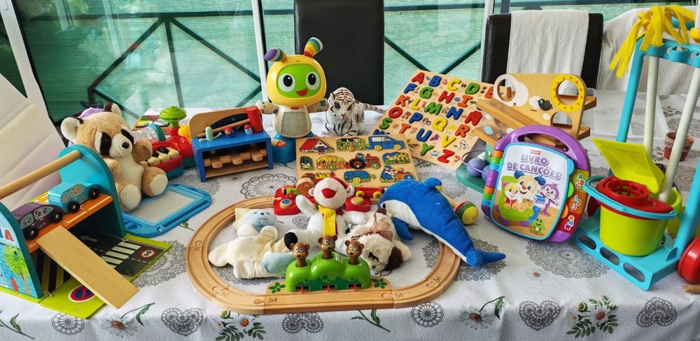 Lote de brinquedos educativos 1-3 anos (fisher price, janot)