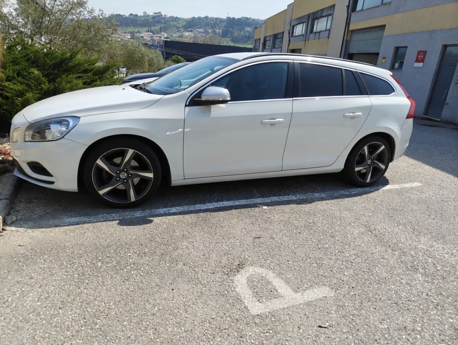 Volvo V60 D3 R-Design