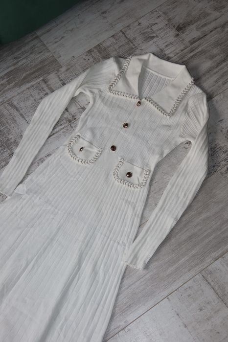 Сукня жіноча