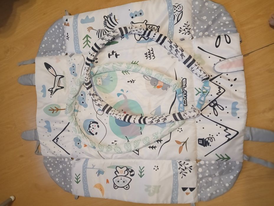 Mata/leżak z pałąkami na zabawki (bez zabawek)