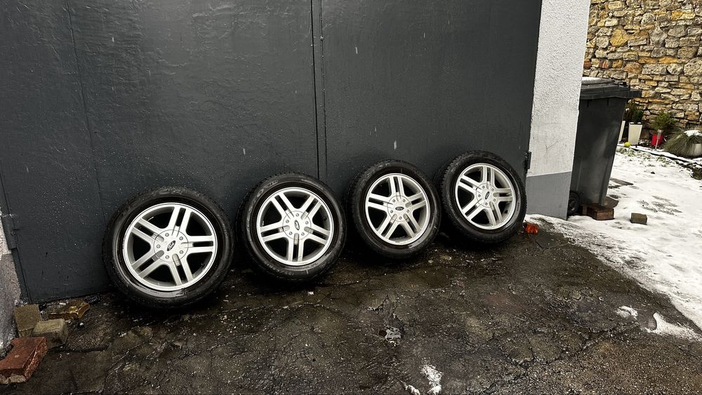Alufelgi R15 z Forda Focusa (Opony letnie na jeden sezon)