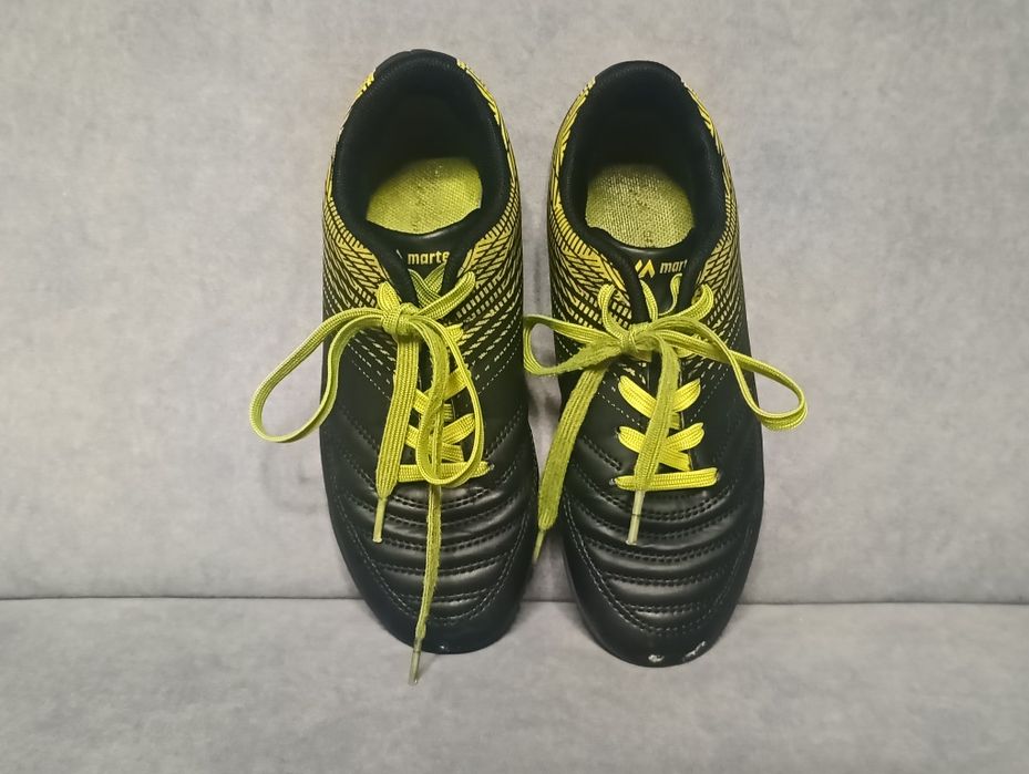 Buty do piłki nożnej 34